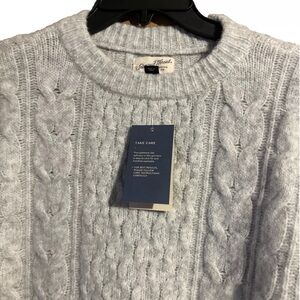 ￼ universal thread